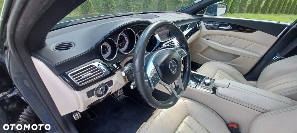 Mercedes-Benz CLS 350 CDI DPF BlueEFFICIENCY 7G-T - 14