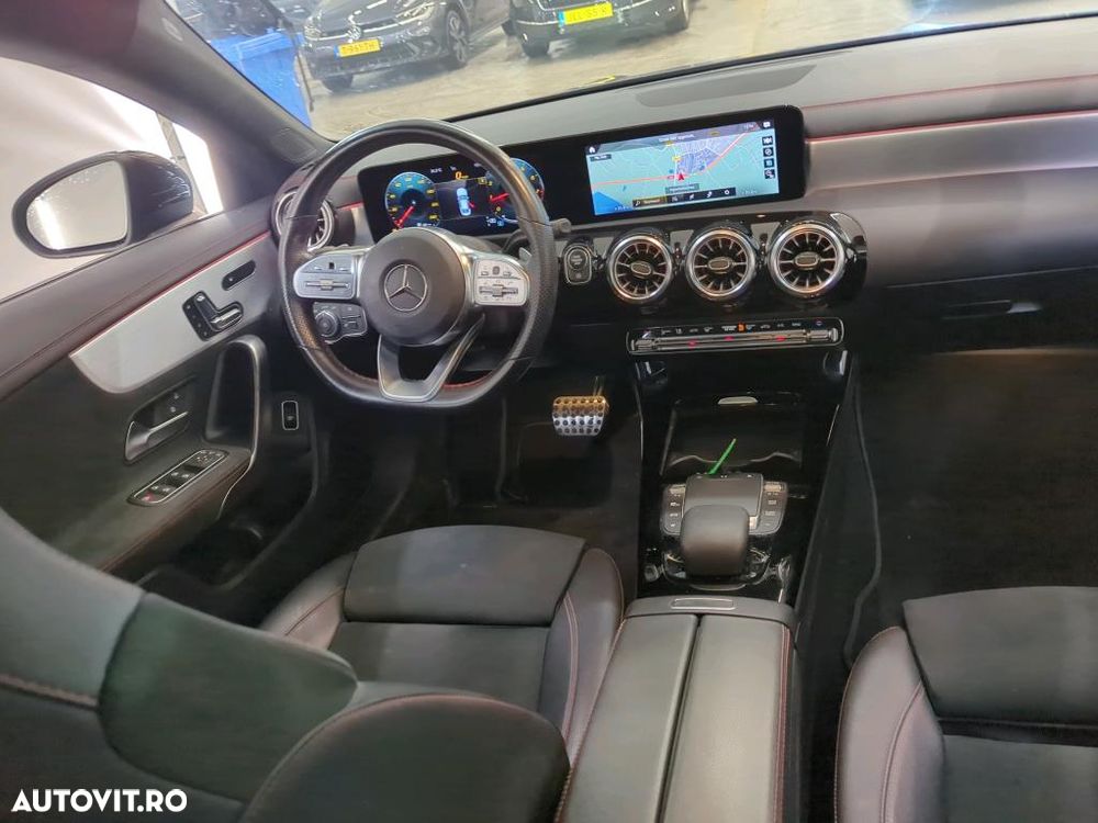 Mercedes-Benz CLA 200 7G-DCT Edition AMG Line - 4