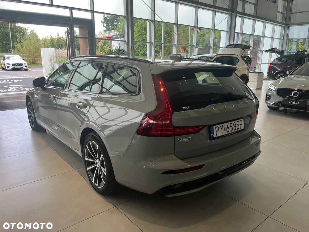 Volvo V60 T6 AWD Plug-In Hybrid Plus Dark - 7