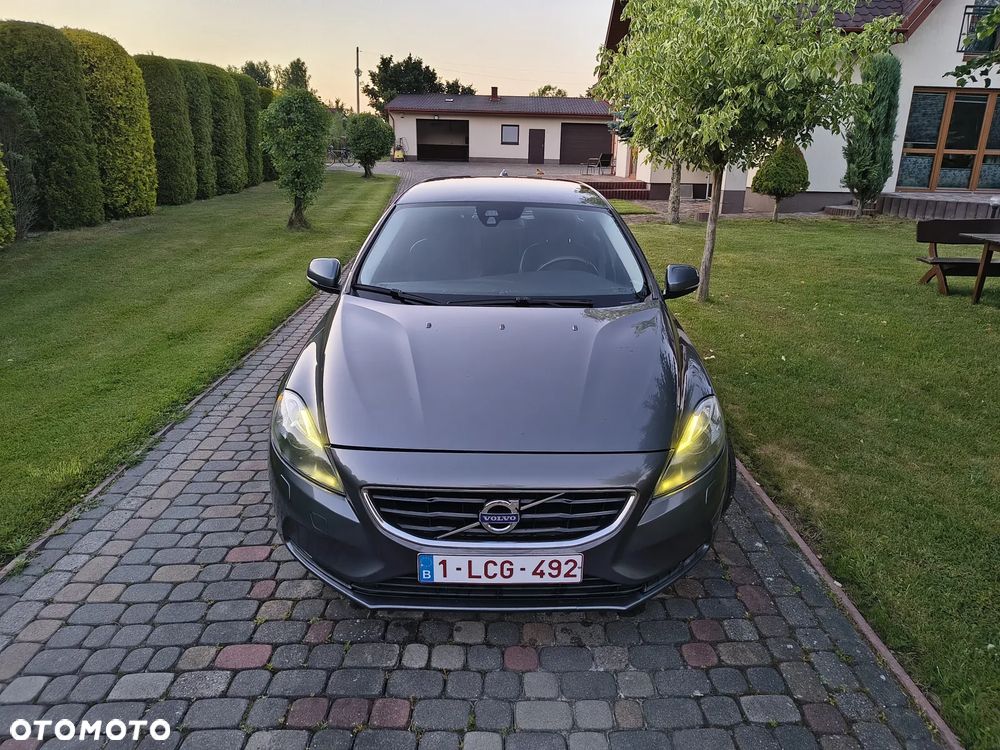 Volvo V40 D2 Summum - 10