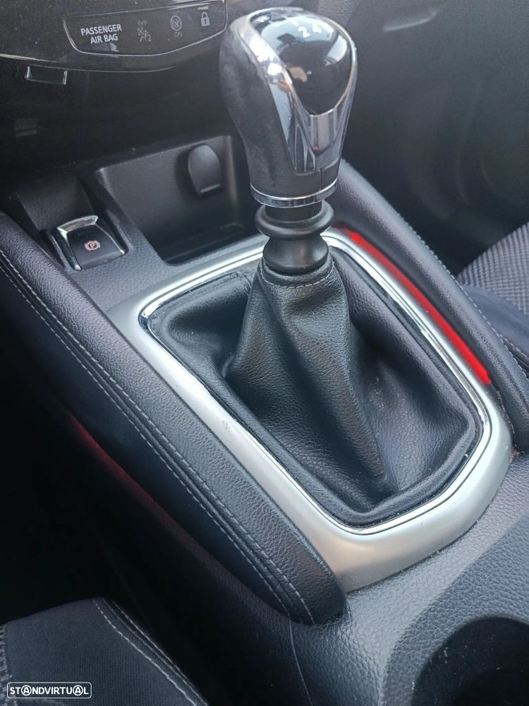 Nissan Qashqai 1.5 dCi N-Connecta - 36