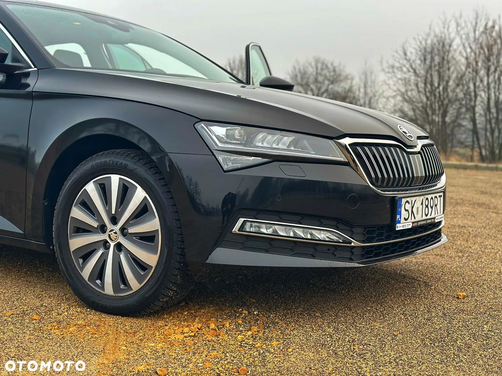 Skoda Superb 2.0 TDI SCR Style DSG - 27