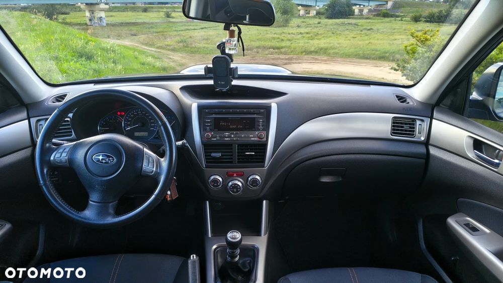 Subaru Forester 2.0D XA 000 Euro5 - 12
