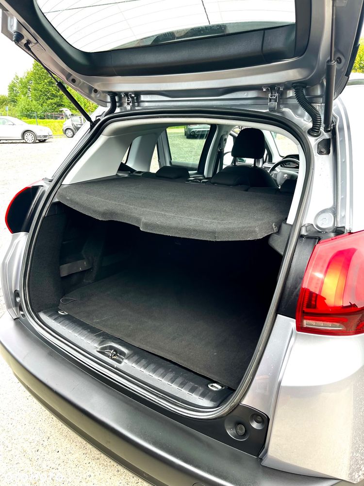 Peugeot 2008 1.2 Pure Tech Style - 11