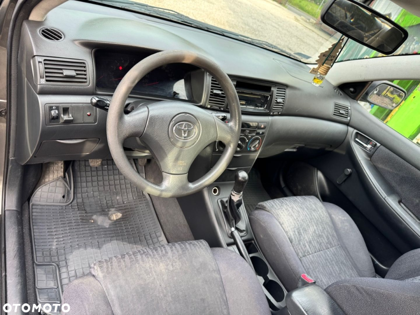 Toyota Corolla - 5