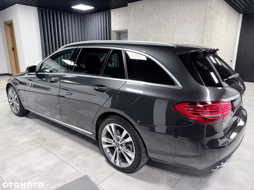Mercedes-Benz Klasa C 300 de 9G-TRONIC Exclusive - 3
