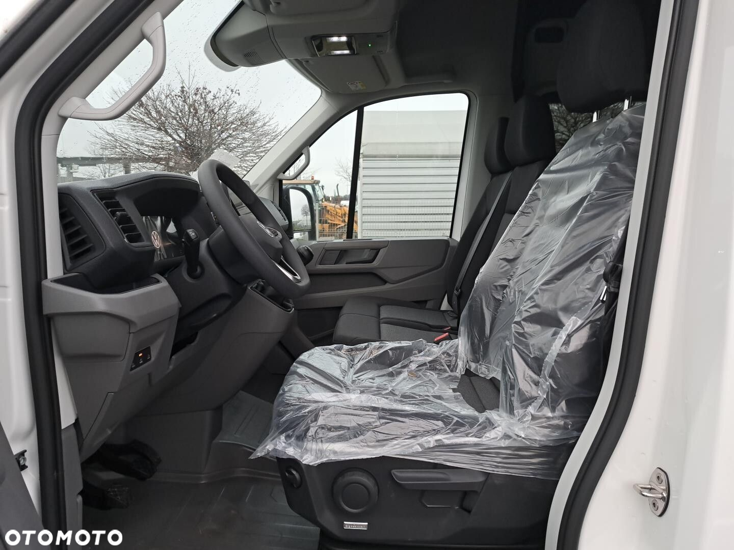 Volkswagen Crafter 35 Furgon, 2,0 TDI SCR 177KM,  6-bieg man., r.o: 4490 mm - 34
