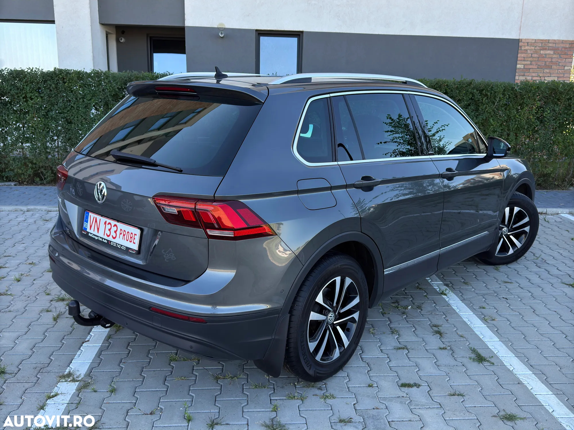 Volkswagen Tiguan - 19