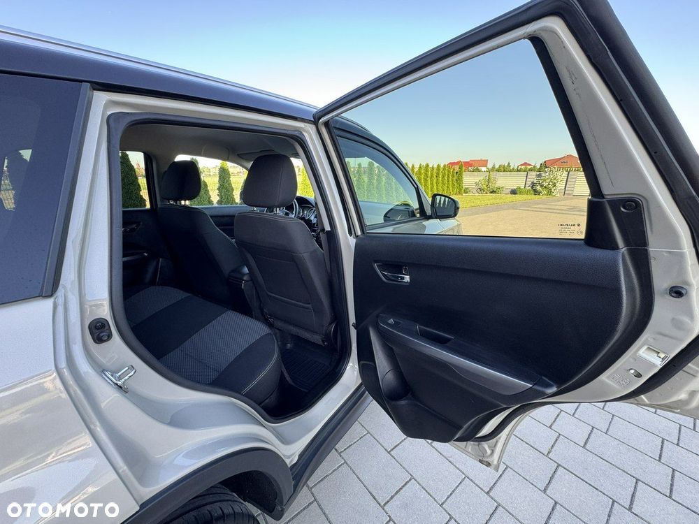 Suzuki Vitara - 34