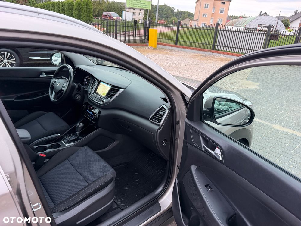 Hyundai Tucson 1.7 CRDI BlueDrive Style 2WD DCT - 17