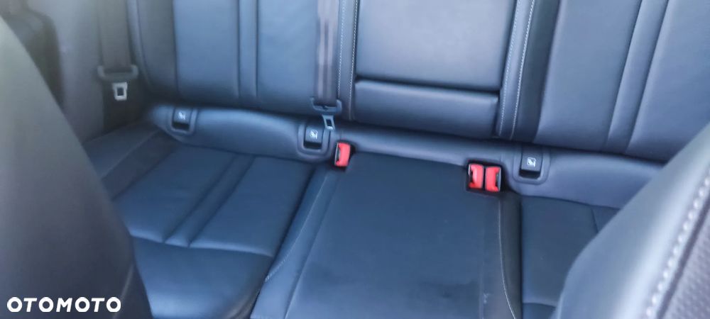 Skoda Octavia 2.0 TDI DSG Style - 20