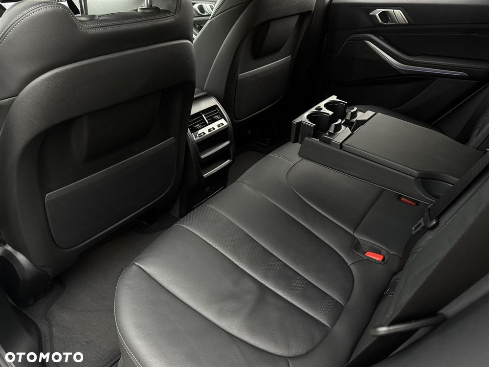 BMW X5 xDrive25d - 22