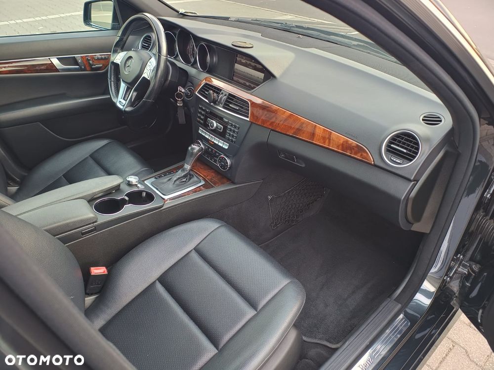 Mercedes-Benz Klasa C - 15