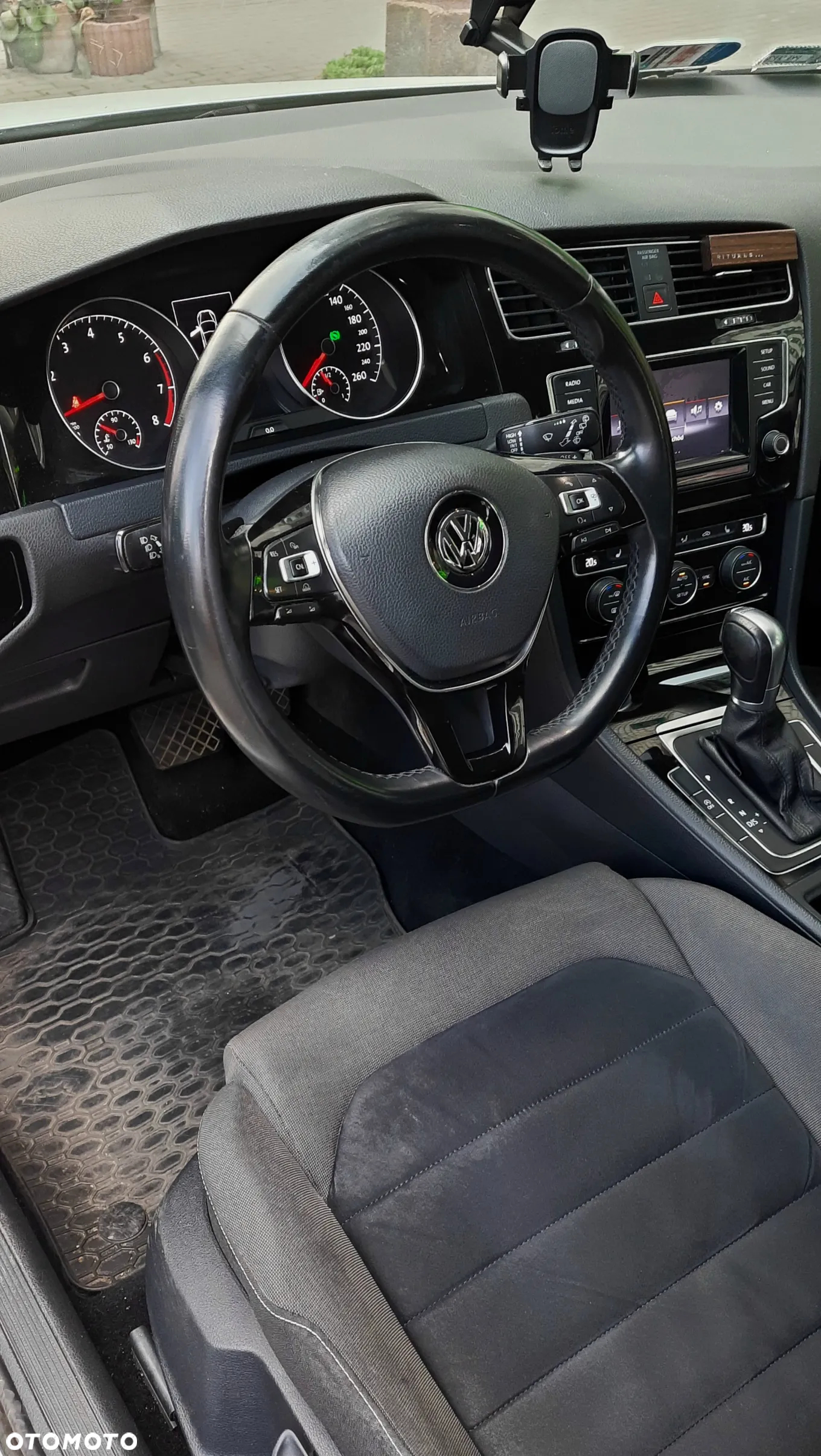 Volkswagen Golf VII 1.4 TSI BMT Highline DSG - 13