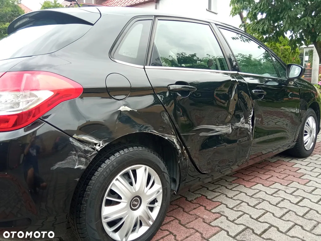 Citroën C4 1.4 VTi Attraction - 10