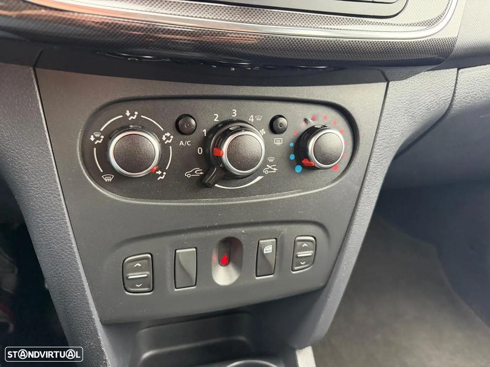 Dacia Logan 1.5 Blue dCi Confort - 31