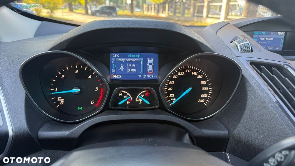 Ford Kuga 2.0 TDCi 4x4 Titanium - 16