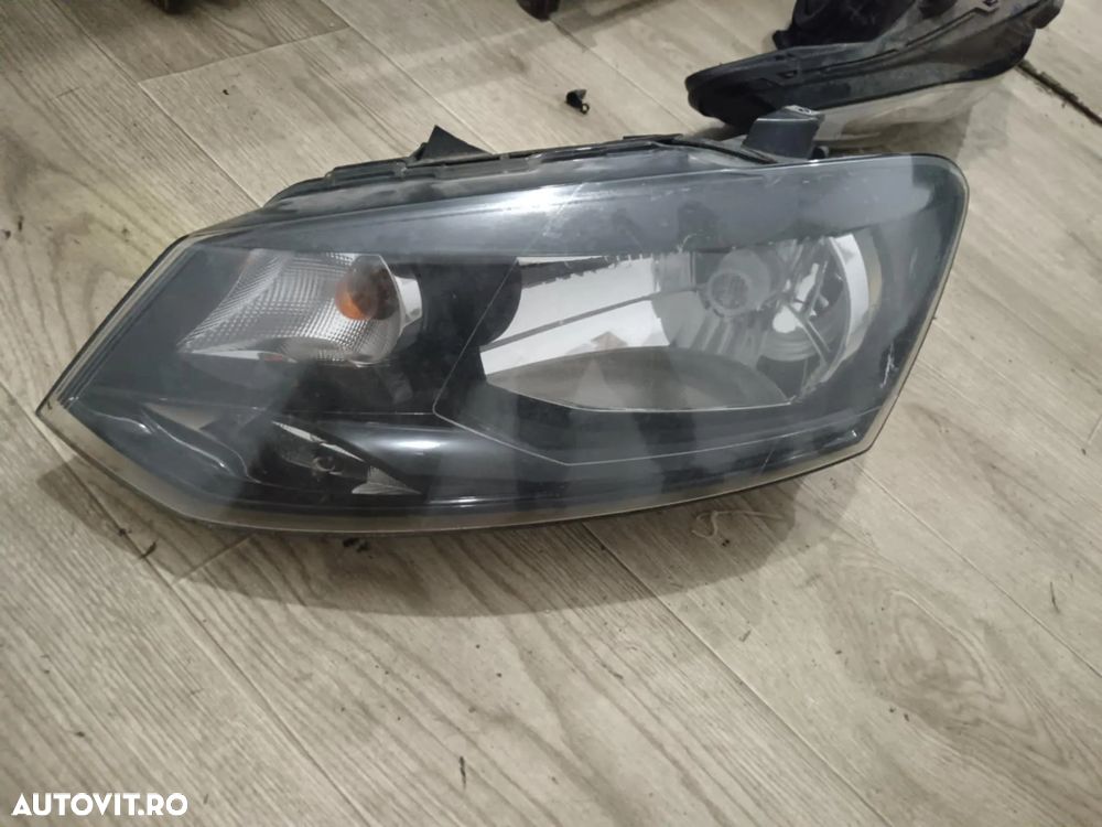 Far STANGA/ dreapta VW Polo 6R 2014 6R2941016E, 6R2941015E - 3