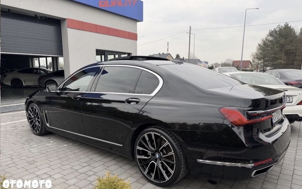 BMW Seria 7 740Li - 9