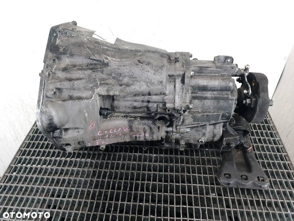 SKRZYNIA BIEGÓW MANUALNA 6 MERCEDES KLASA C W203 2112606800  716.649 2.2 - 4