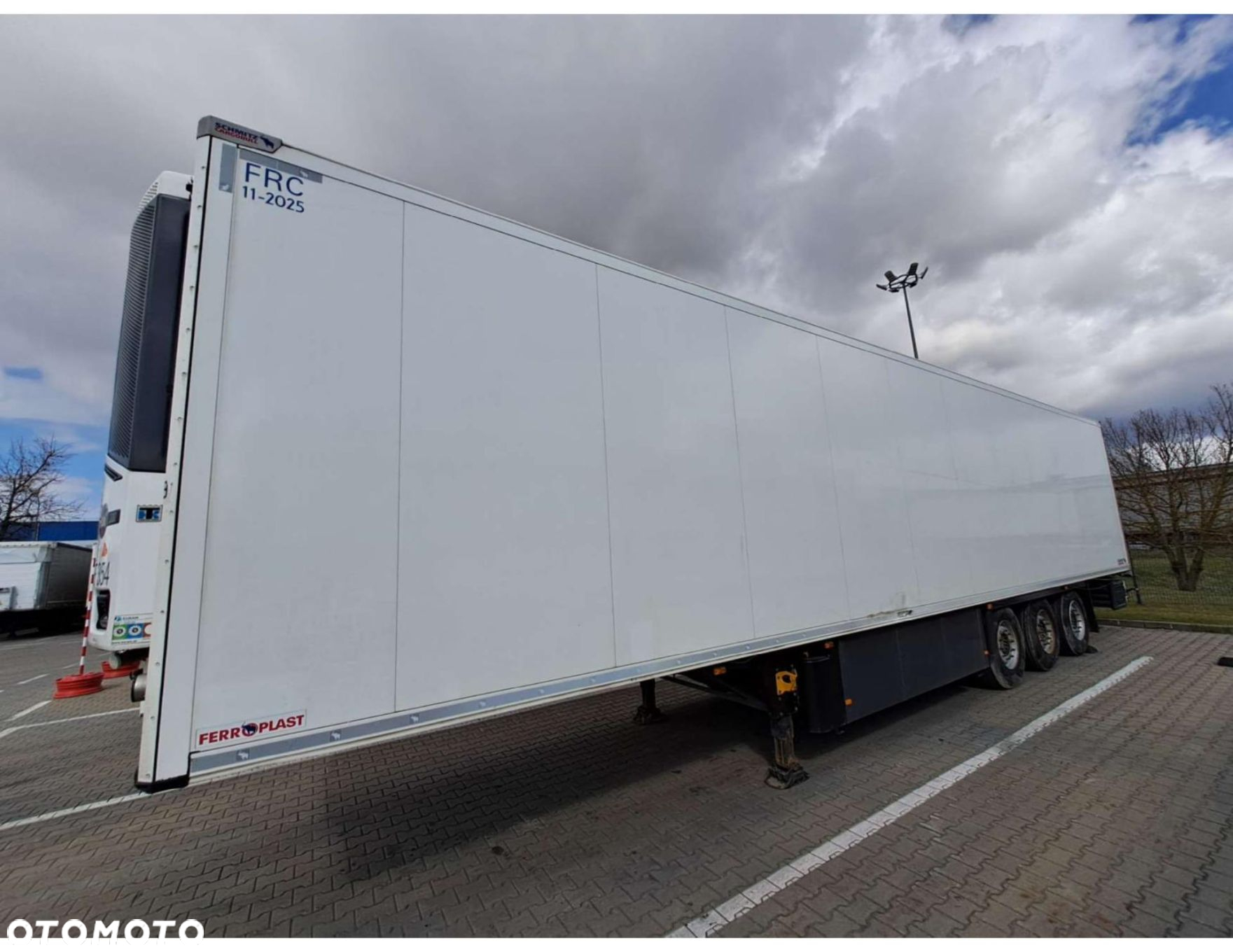 Schmitz Cargobull SKO FP 60 ThermoKing SLXi 300 - 2