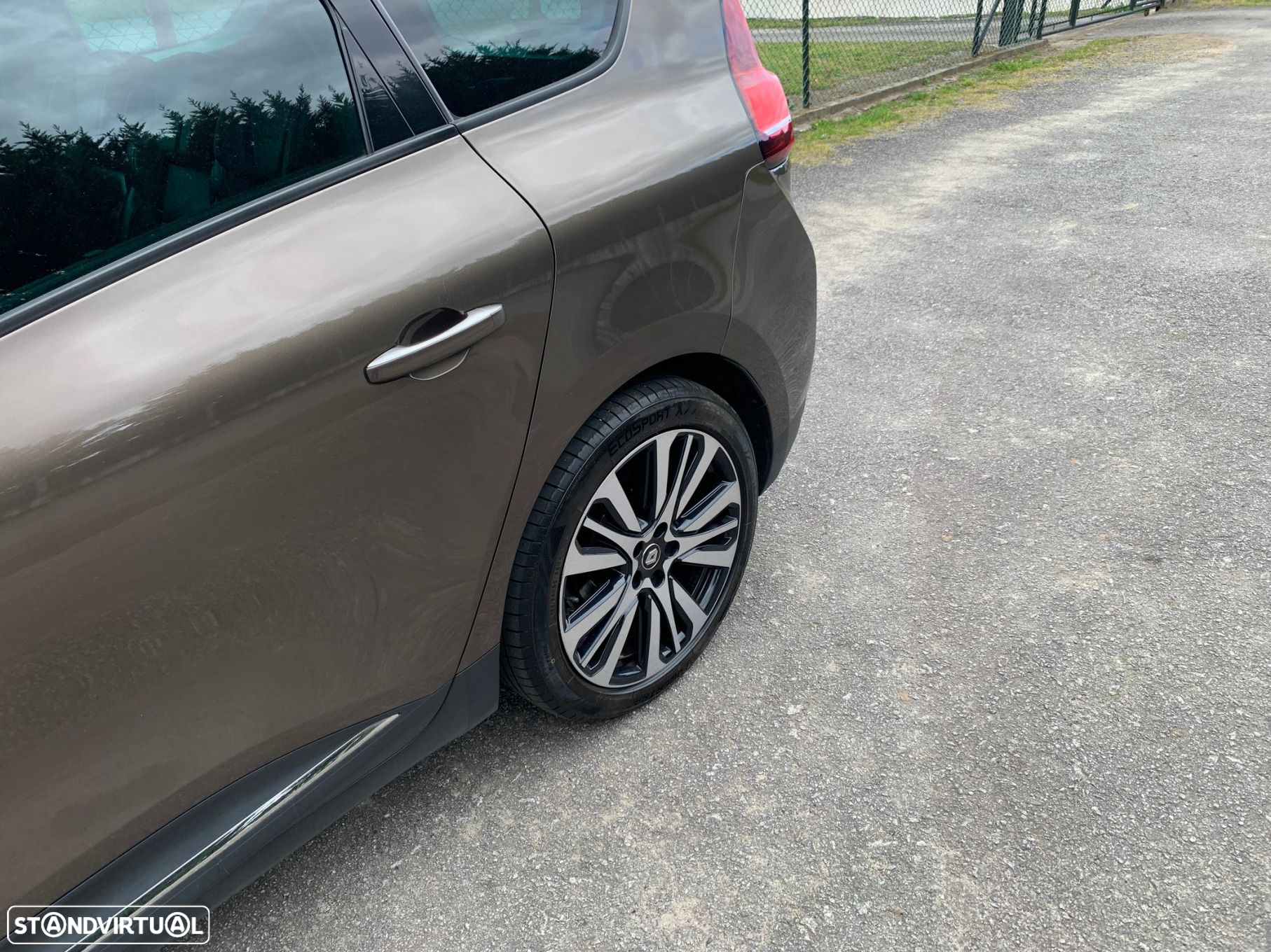 Renault Grand Scénic 1.5 dCi Intens Hybrid Assist SS - 22
