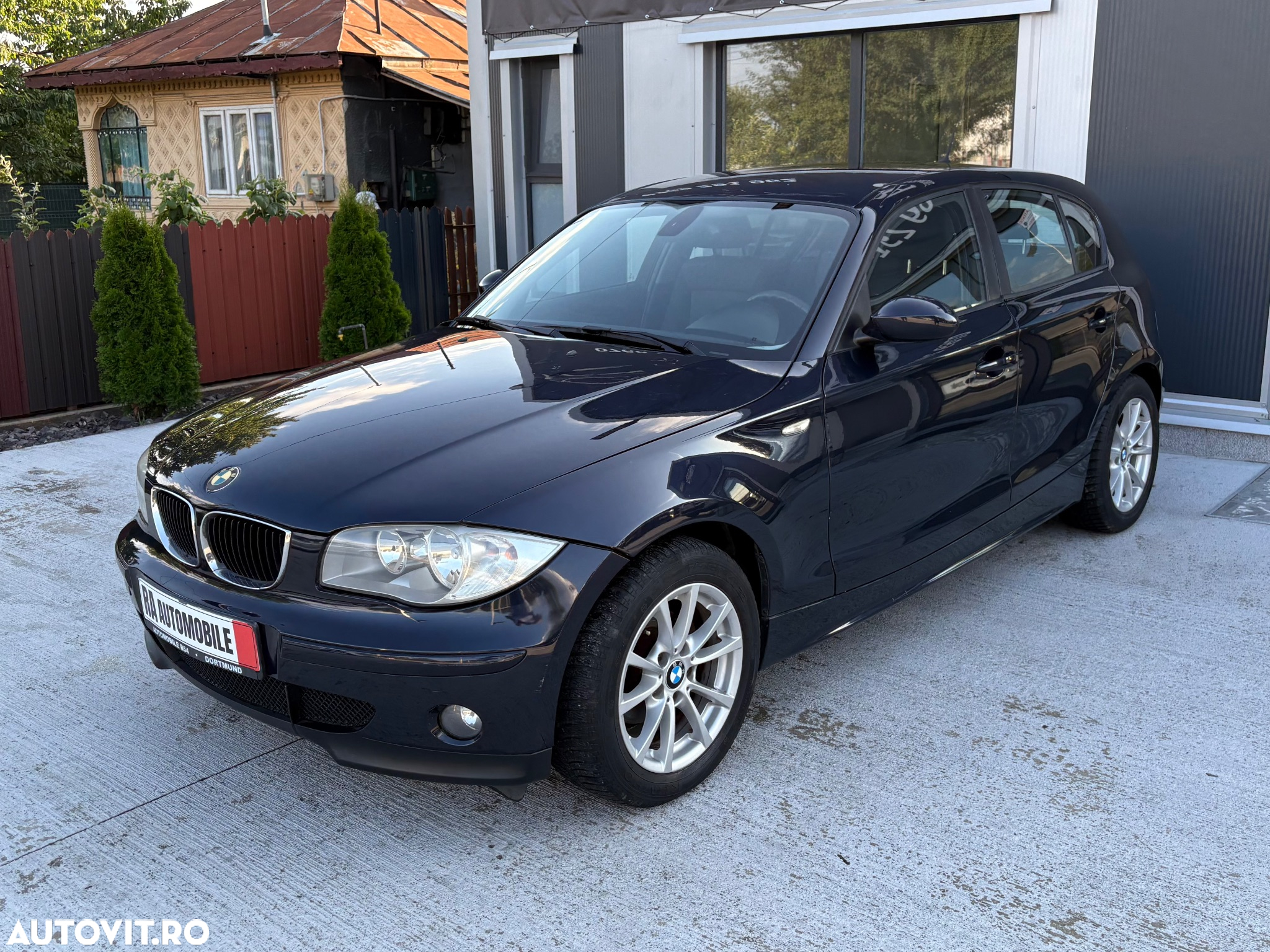 BMW Seria 1 116i - 11