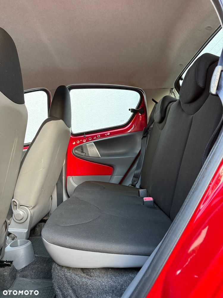 Toyota Aygo - 14