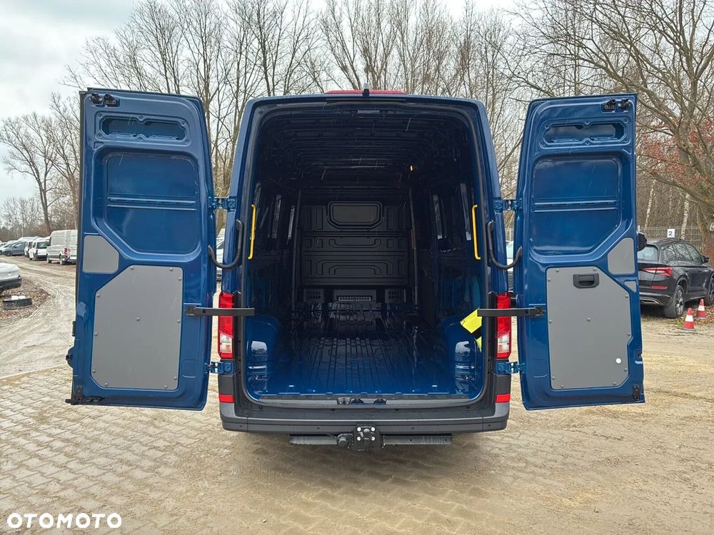 Volkswagen Crafter 35 Furgon L4H3, 2.0BiTDI 177KM, 4490mm, Wysoki dach - 11