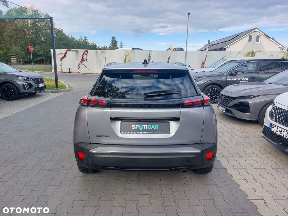 Peugeot 2008 - 5