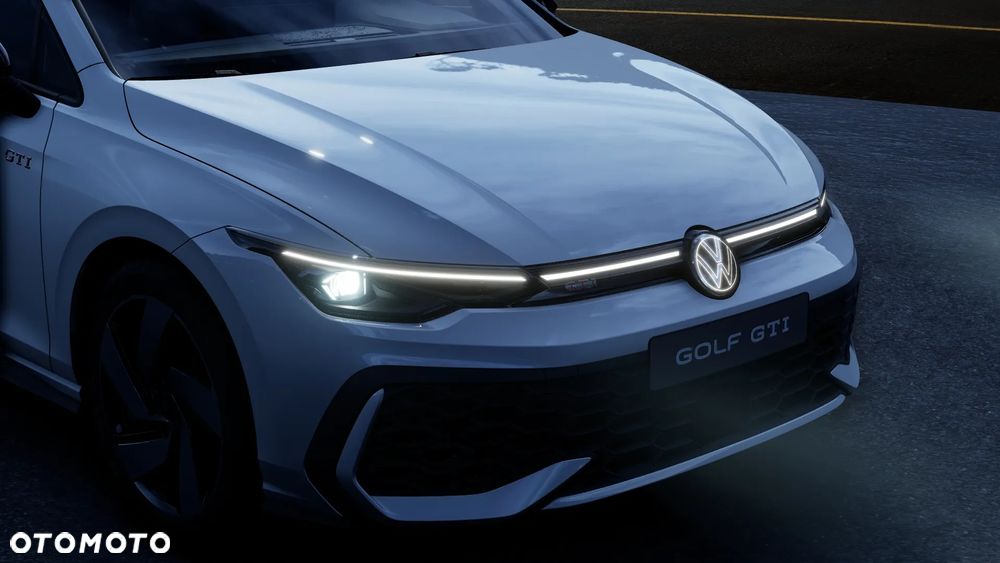 Volkswagen Golf - 16