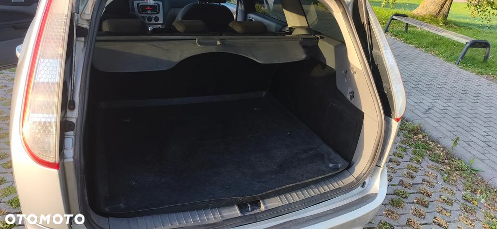 Ford Focus 1.6 Trend - 7