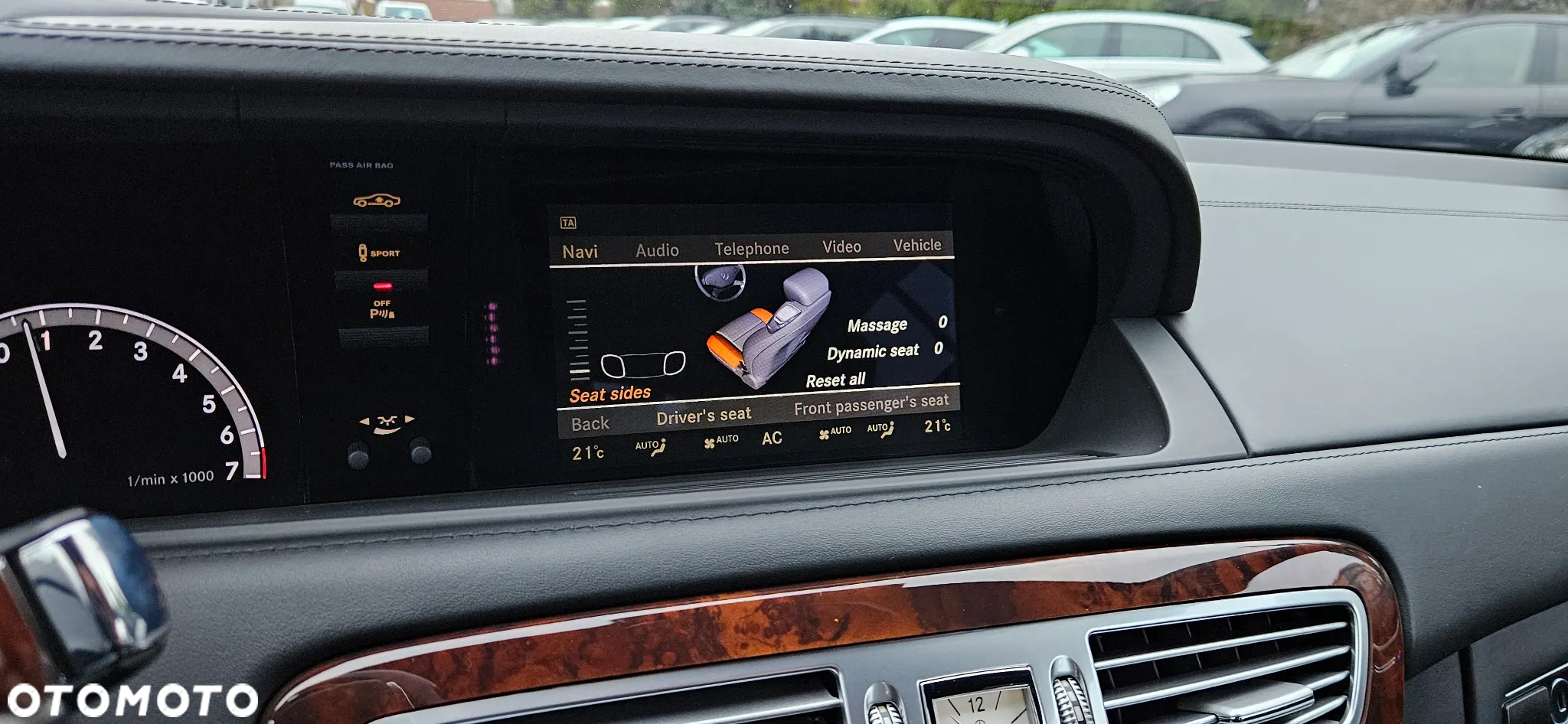 Mercedes-Benz CL 500 4-Matic BlueEff - 39