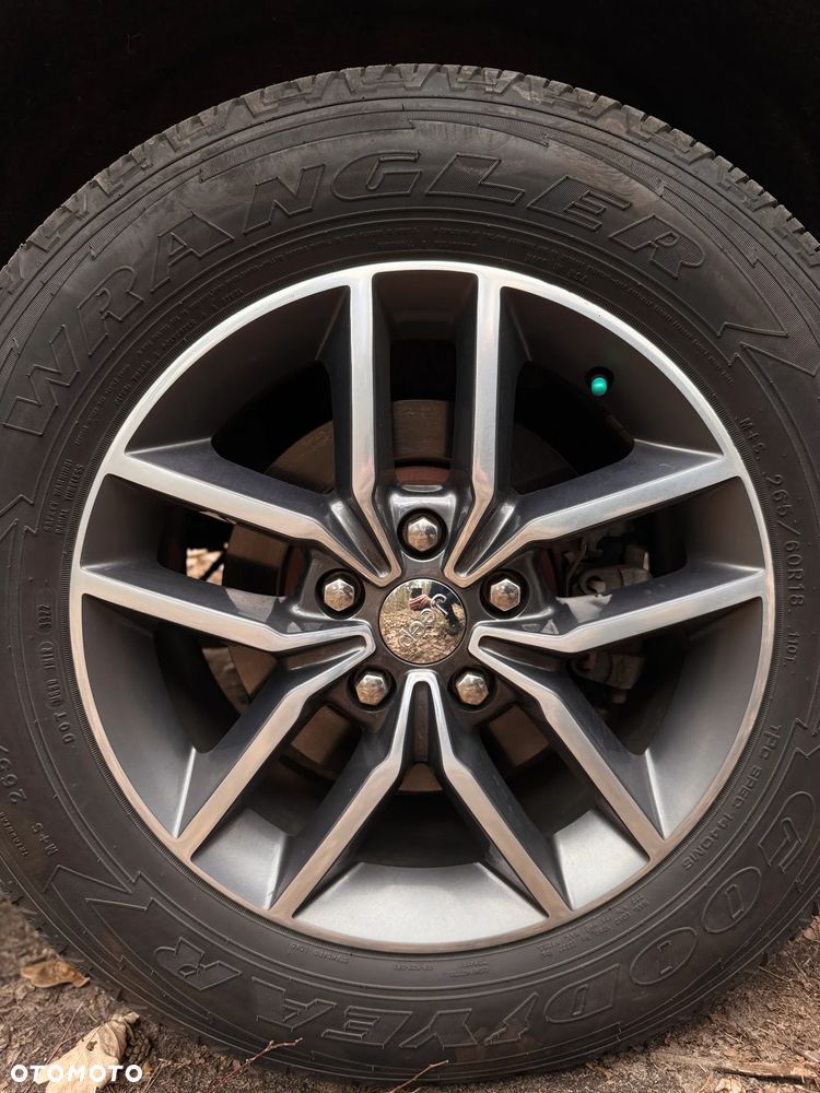 Jeep Grand Cherokee 5.7 V8 HEMI 4WD Automatik S - 23