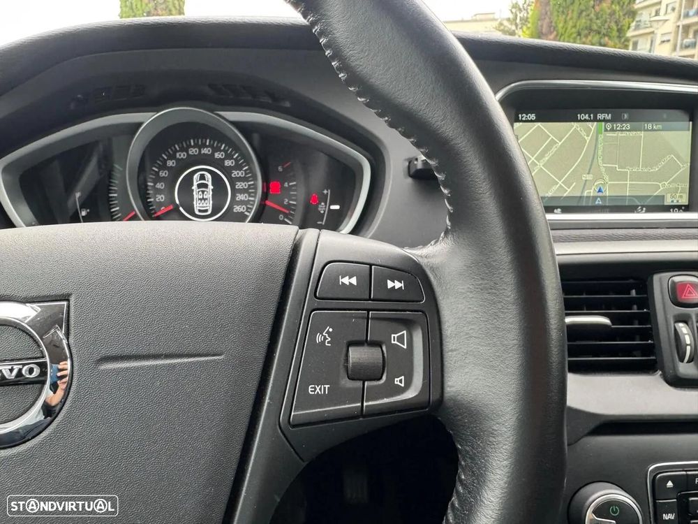Volvo V40 2.0 D2 Kinetic - 27