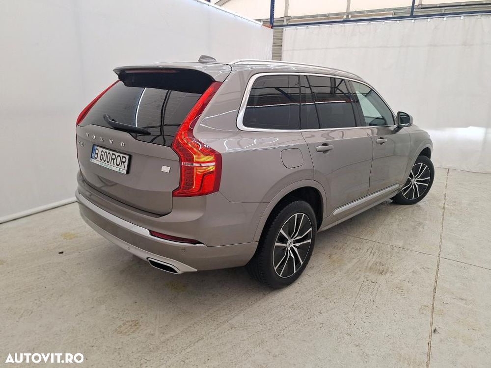 Volvo XC 90 - 2