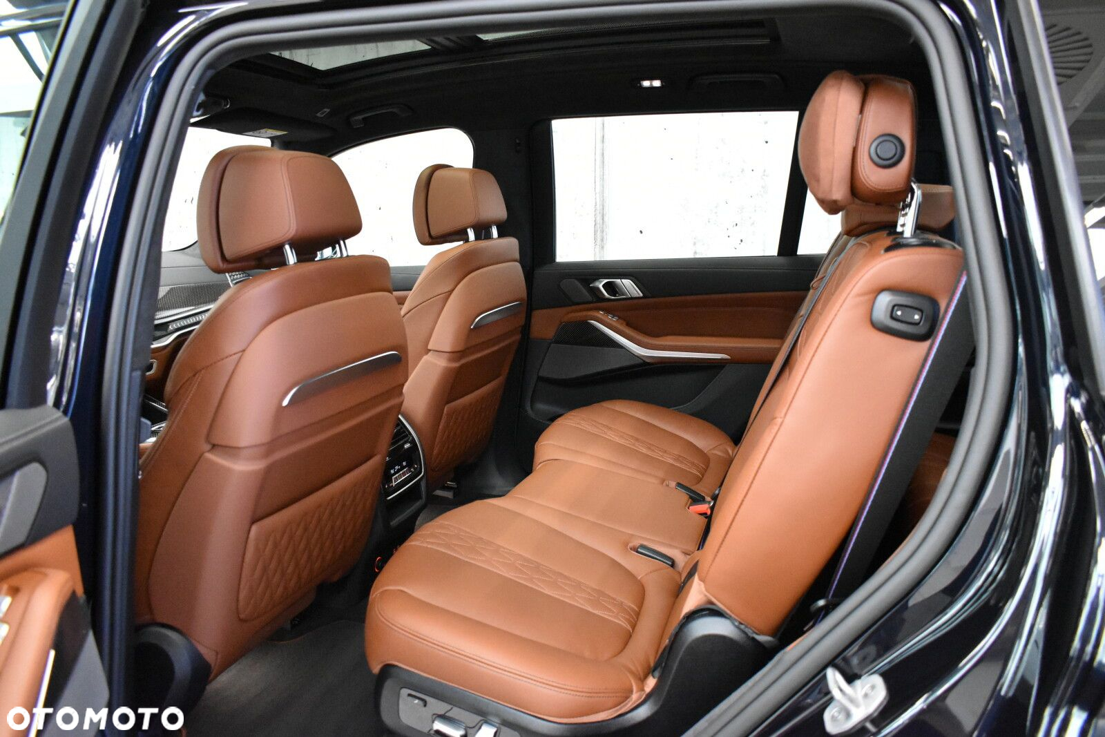 BMW X7 - 26