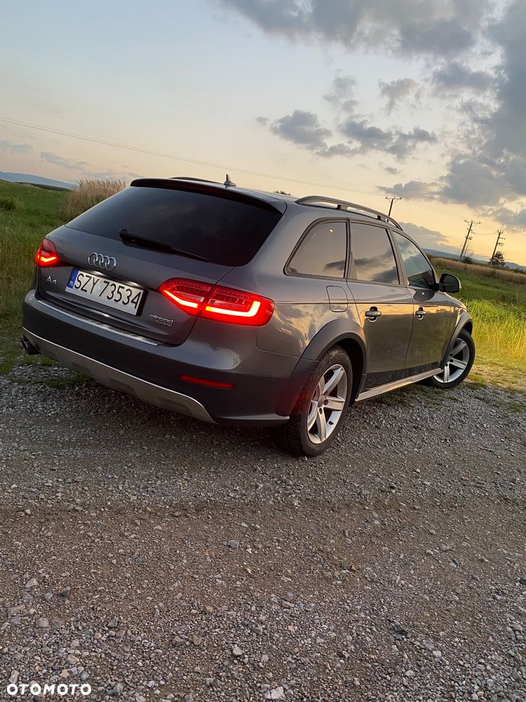 Audi A4 Allroad 2.0 TDI Quattro S tronic - 29