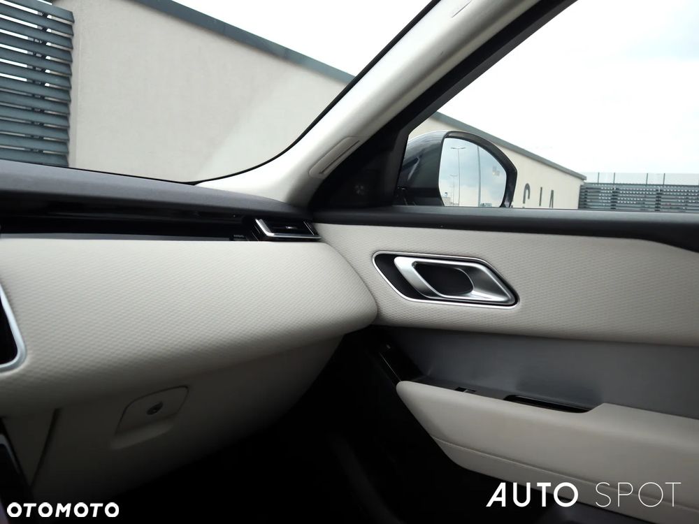 Land Rover Range Rover Velar 2.0 P400e PHEV R-Dynamic SE - 36