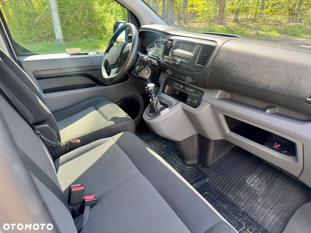 Toyota ProAce Kombi D-4D Long 2,7t - 29