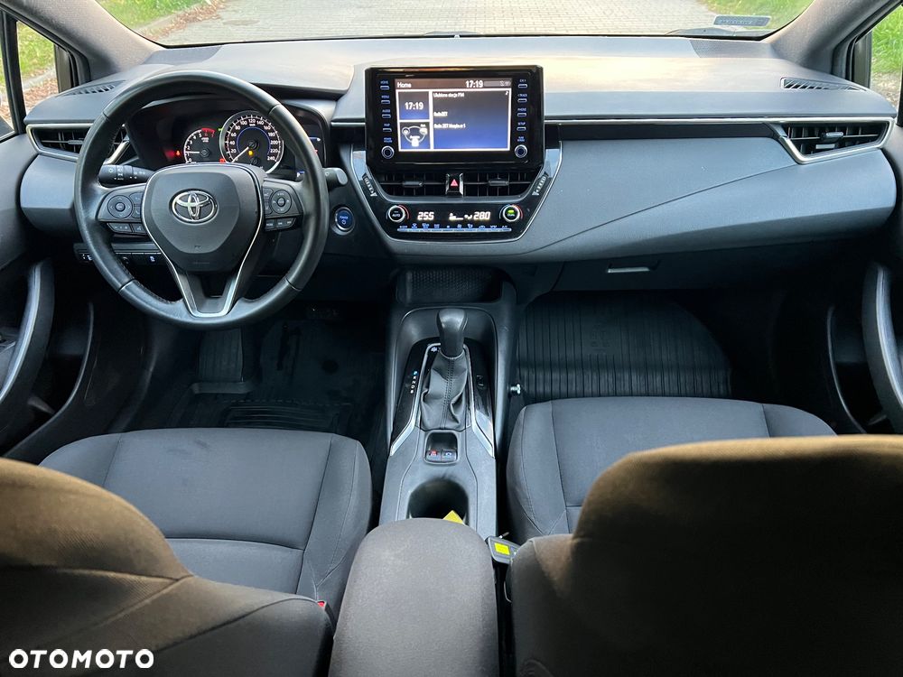 Toyota Corolla - 26