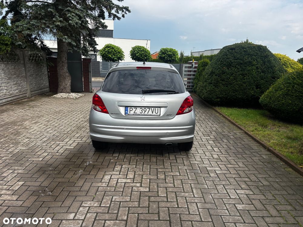 Peugeot 207 - 4