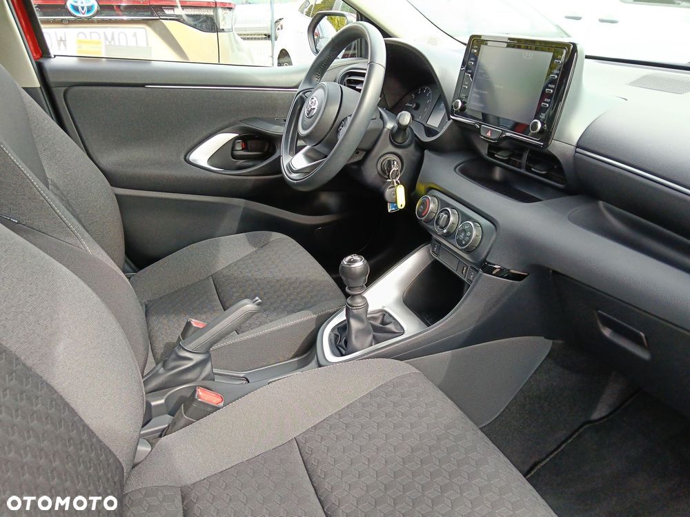 Toyota Yaris - 9