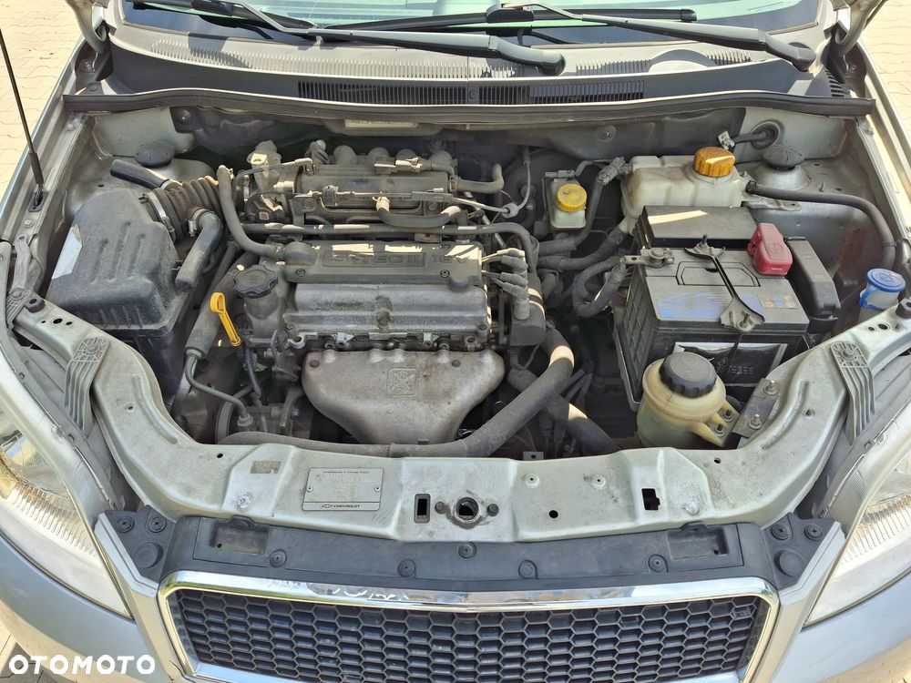 Chevrolet Aveo - 24