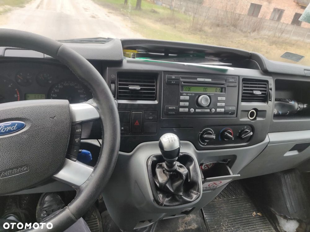 Ford Transit - 7