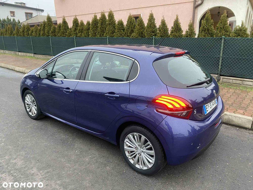 Peugeot 208 PureTech 82 Allure - 3