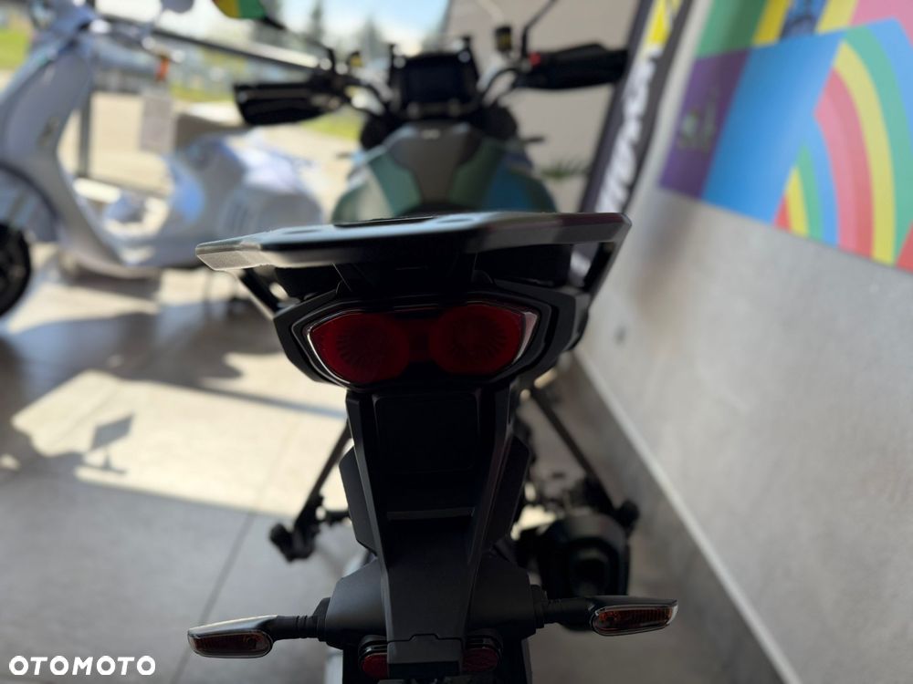 Moto Guzzi Stelvio - 14