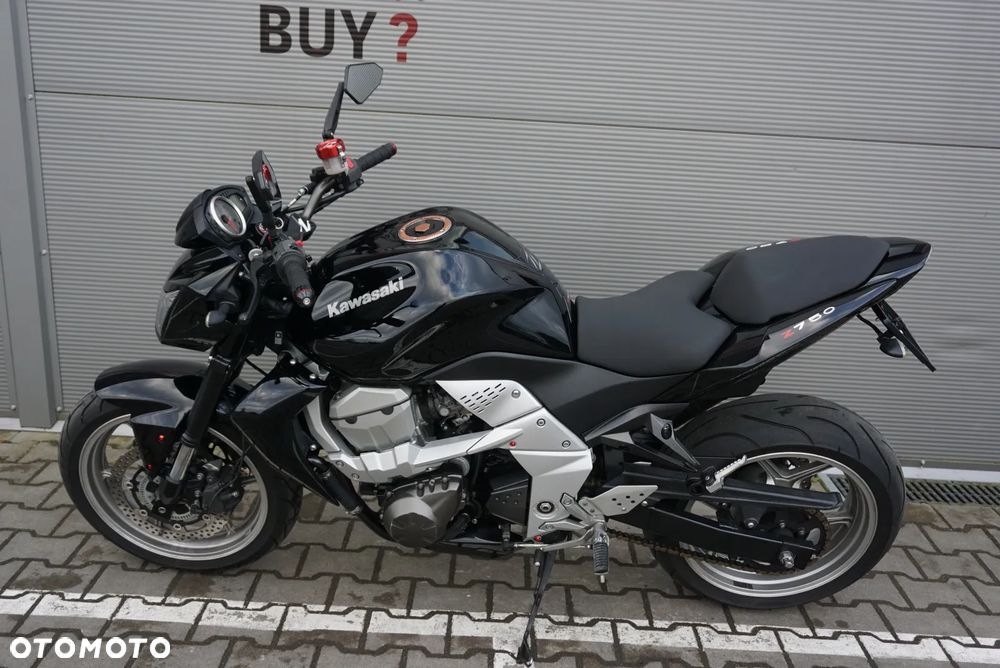 Kawasaki Z - 12