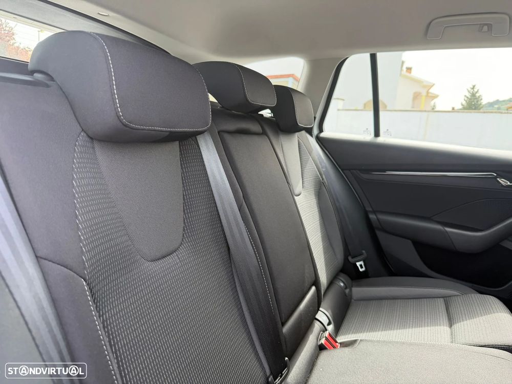 Skoda Octavia Break 1.4 TSi iV Ambition DSG - 19