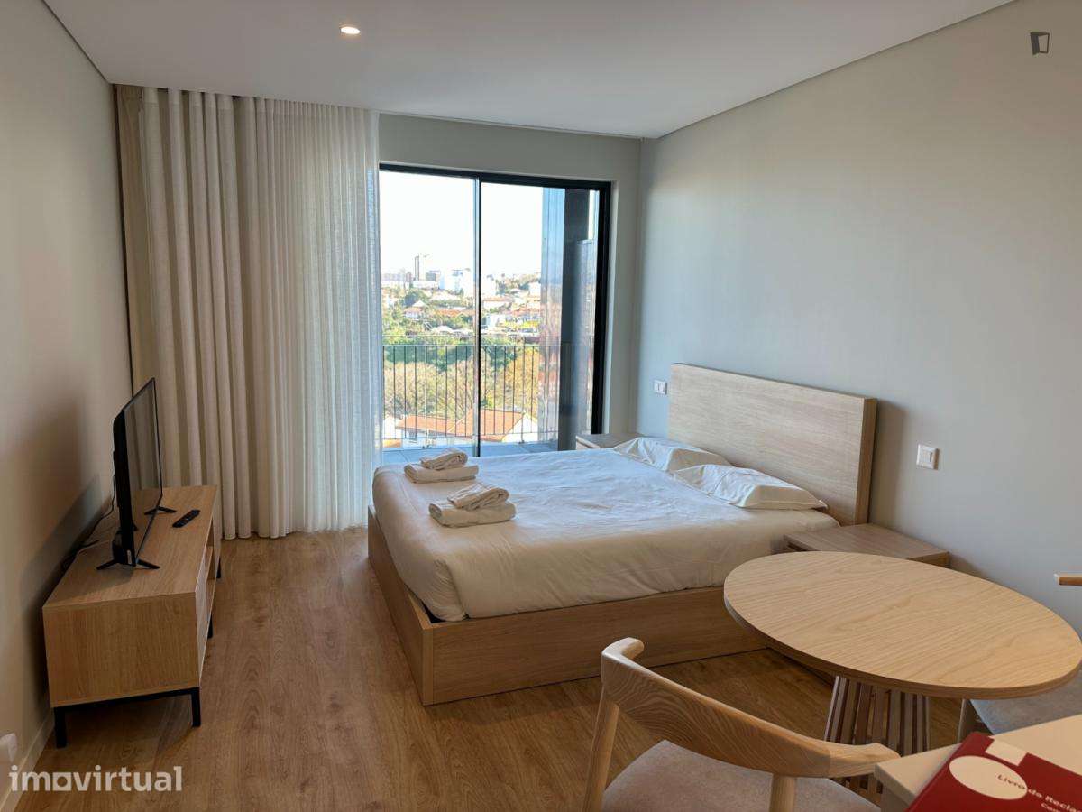 Apartamento com 1 quartos - localizado em Vila nova de gaia - Grande imagem: 3/12